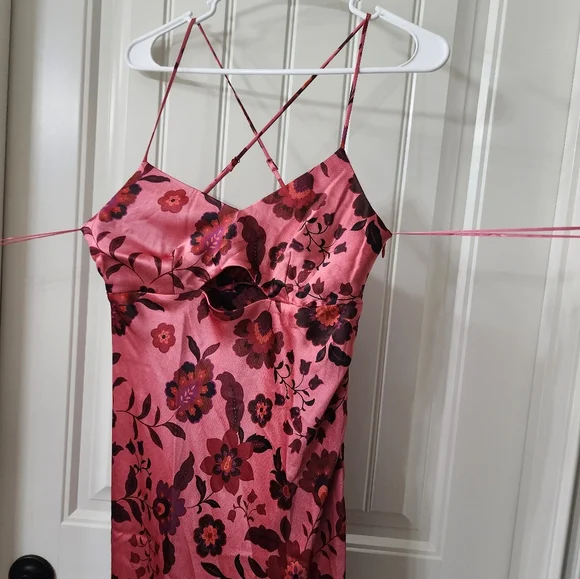 House of Harlow 1960 satin floral dress - Picture 9 of 12